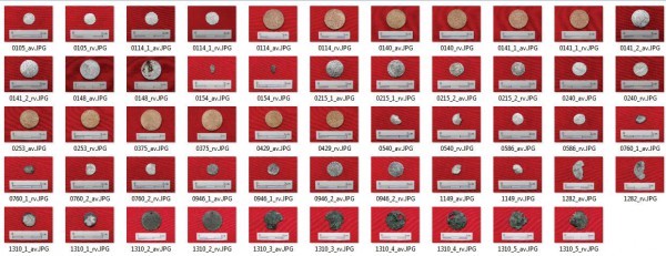 Přehled mincí nalezených při záchranném arch. výzkumu, datovaných od 14. do 20. stol. Foto: Smíšek